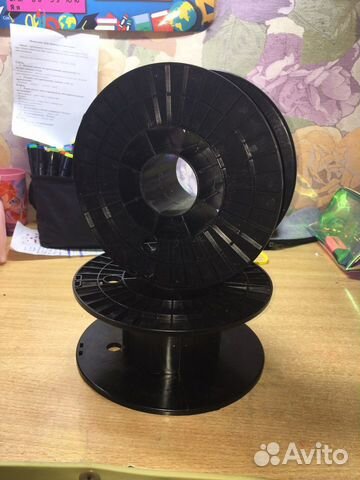 Пустые катушки из под пластика