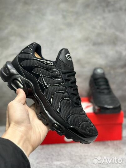 Кроссовки nike air max tn