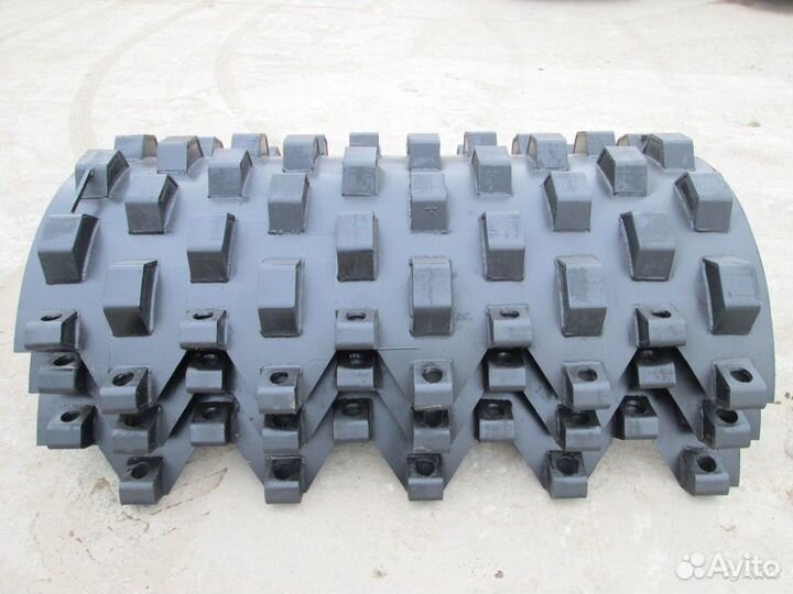 Бандаж на грунтовой каток кулачки