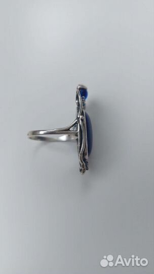 Серебряное кольцо с лазуритом