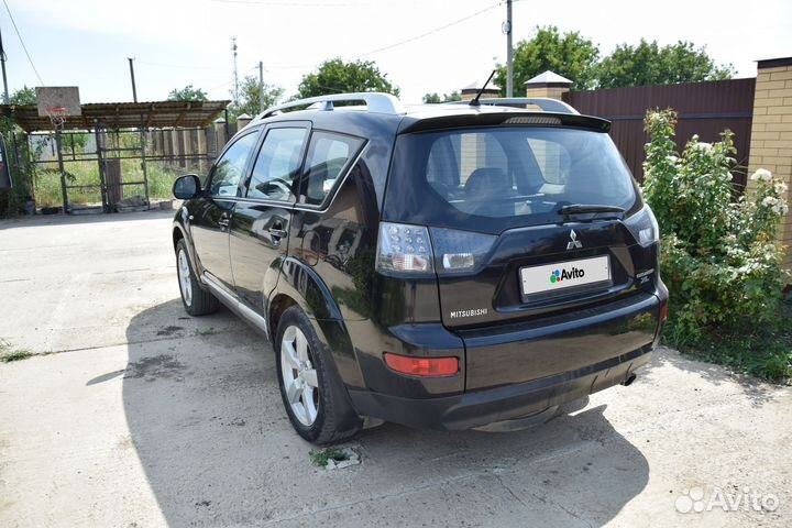 Mitsubishi Outlander 2.4 CVT, 2008, 300 000 км