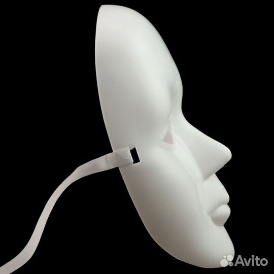 Маска карнавальная пластиковая