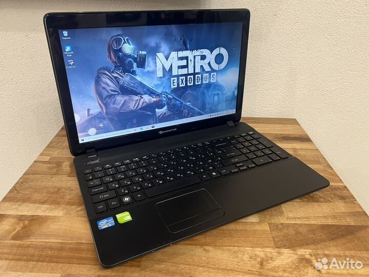 Игровой Acer 4 ядра Core i3 6Gb SSD256+HDD GT 520M