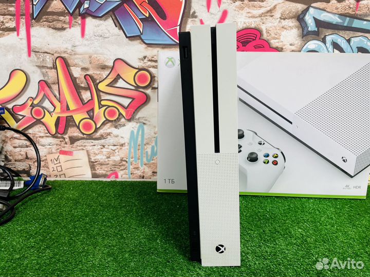 Xbox One S 1tb Комплект