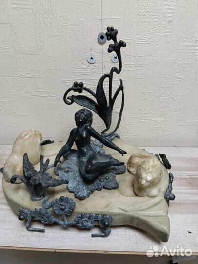 Декоративное настольное украшение мрамор и бронза