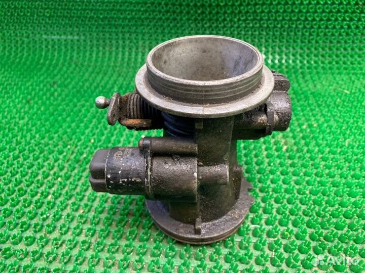 Заслонка дроссельная Renault Logan 1 K7J 2010