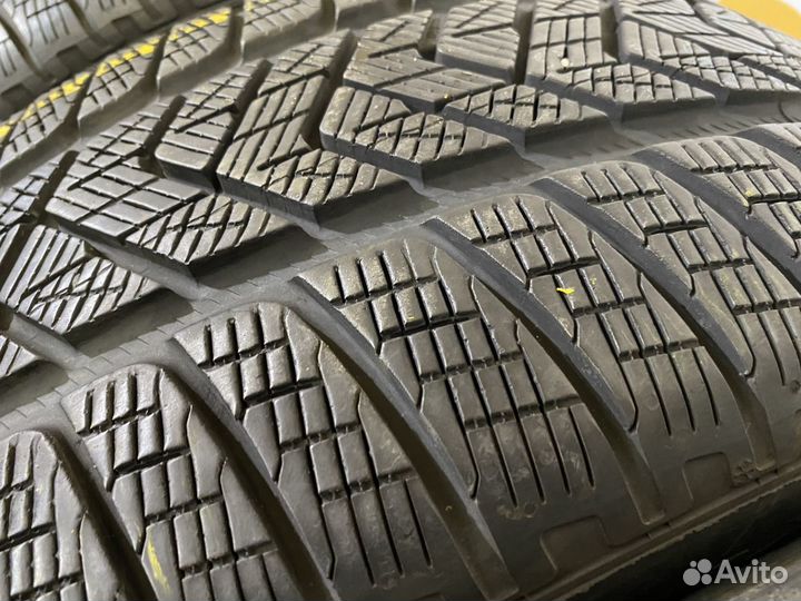 Pirelli Scorpion Winter 255/50 R20