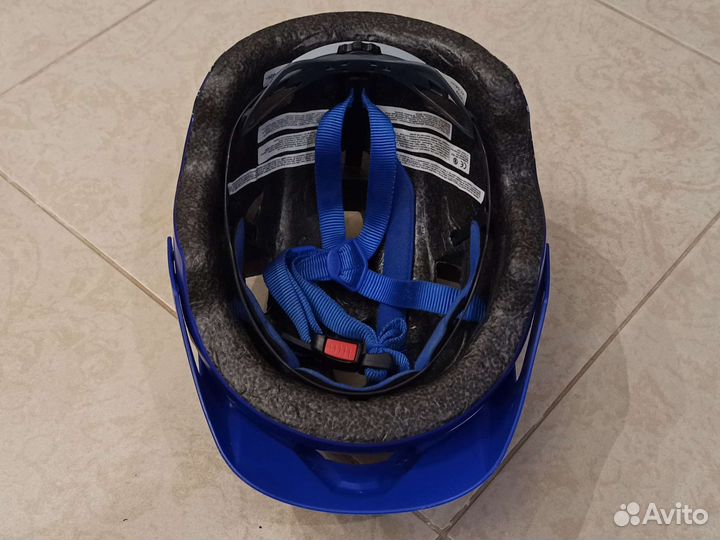 Велошлем подростковый Bell
