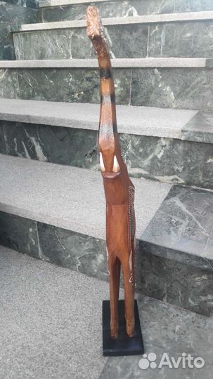 Деревянные статуэтки