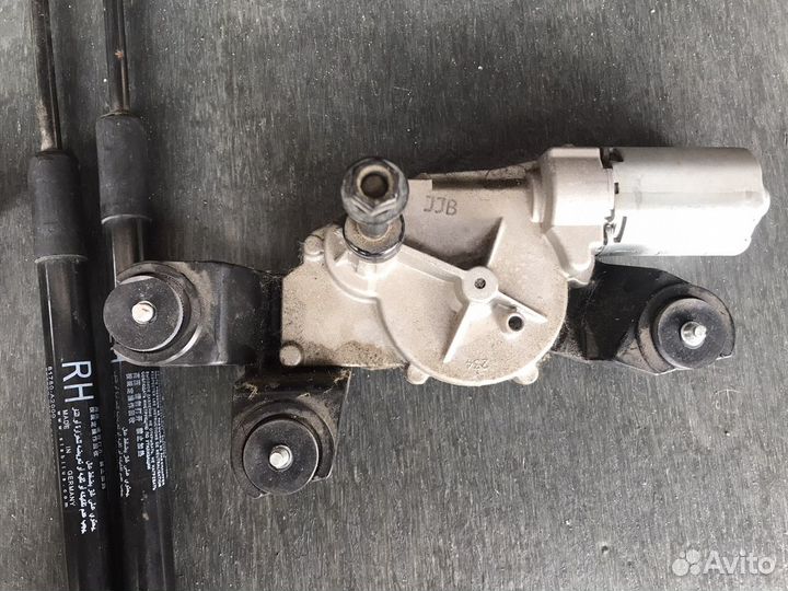 Мотор дворников крышки багажника kia ceed jd