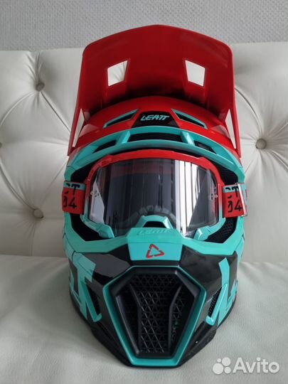 Шлем Leatt 7.5 Fuel нoвый c мacкoй 4.5 Биpюзoвый