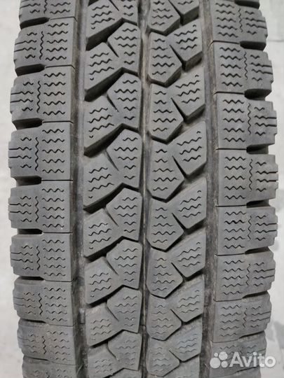 Шины 205/85R16 LT Bridgestone Blizzak W979 2021г