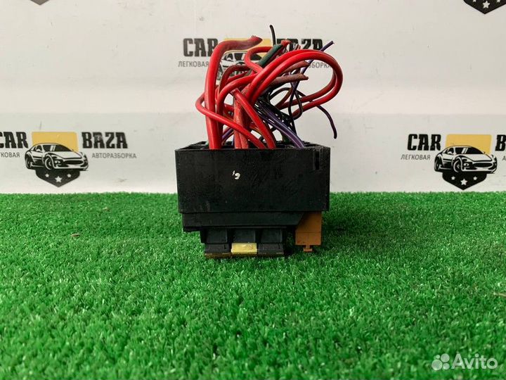 Блок предохранителей Ford Mondeo