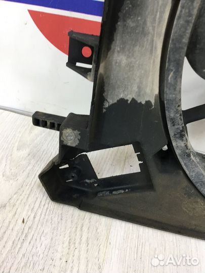 Вентилятор радиатора охлаждения двигателя диффузор