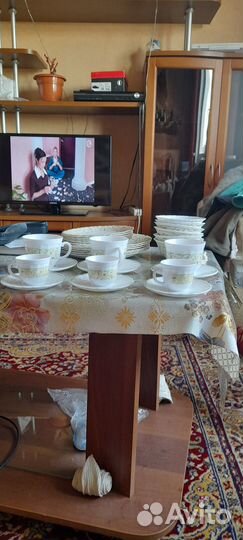Продам набор столовой посуды