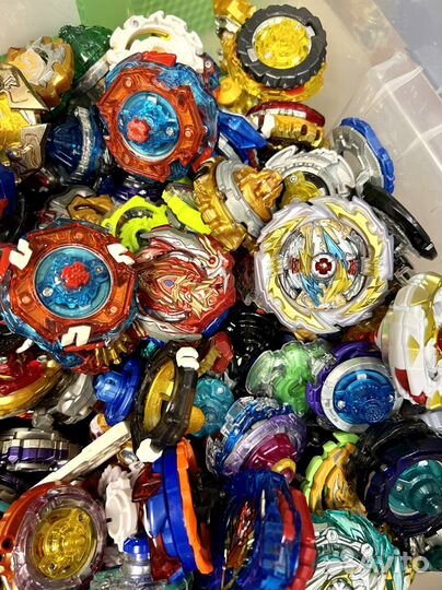 Волчки бейблэйд