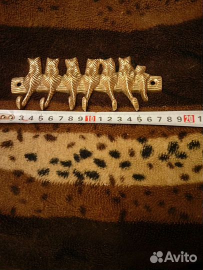 Вешалка настенная латунь