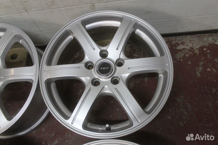 Диски R17 Bridgestone Feid G6 5х114,3 7J