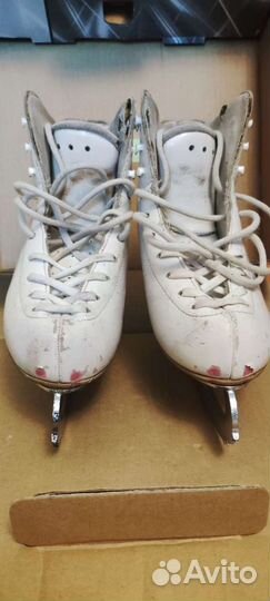 Коньки для фигурного катания Risport