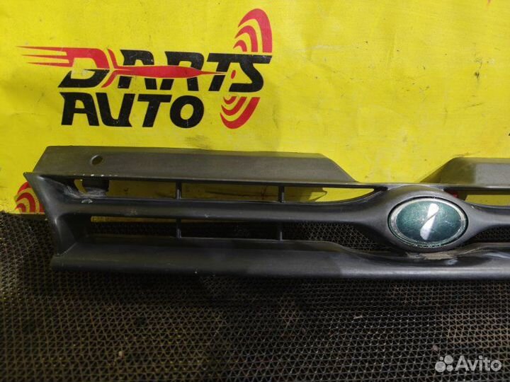 Решетка радиатора Subaru Impreza GF2