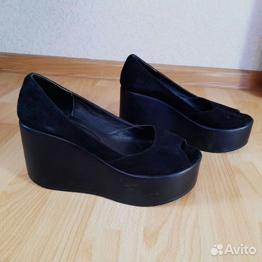 Босоножки