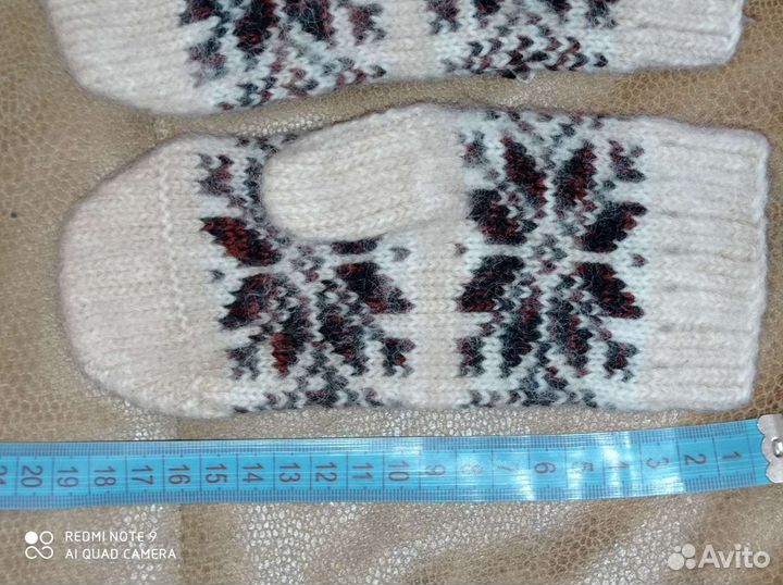 Варежки непромокаемые и перчатки