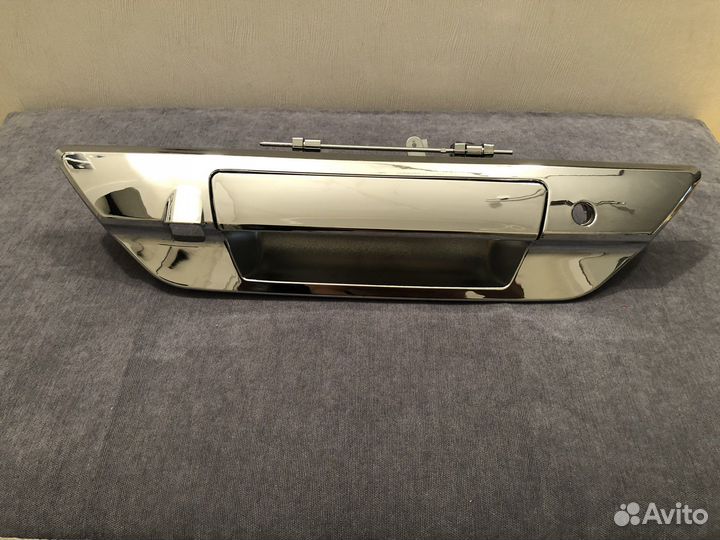 Ручка заднего борта Toyota Hilux 8 2015