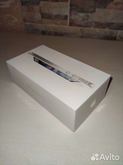 Коробка от iPhone 5