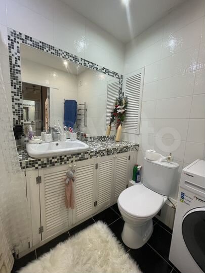 2-к. квартира, 76 м², 10/10 эт.