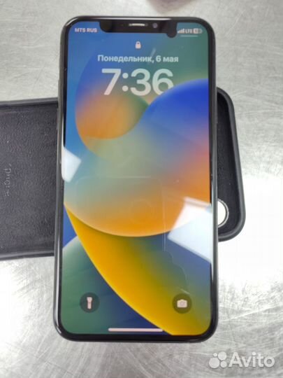 iPhone X, 64 ГБ