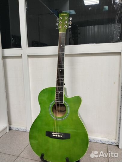 Акустическая гитара