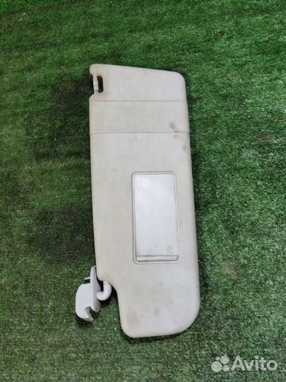 Козырек солнцезащитный левый Skoda Fabia 2 2009