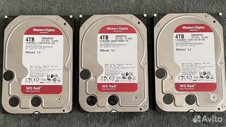 Жесткий диск 4 тб WD40efax 3 шт