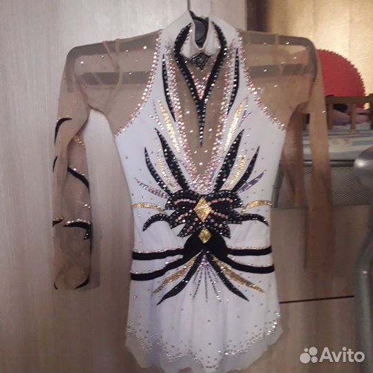 Купальник для х/г на 6-7лет