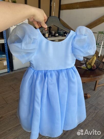 Платье для девочки праздничное 128