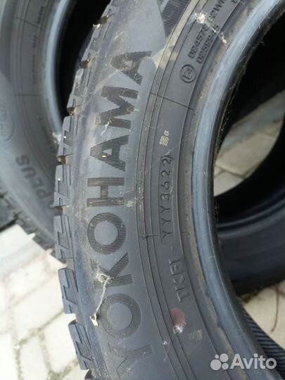 Yokohama Ice Guard IG50+ 215/65 R16