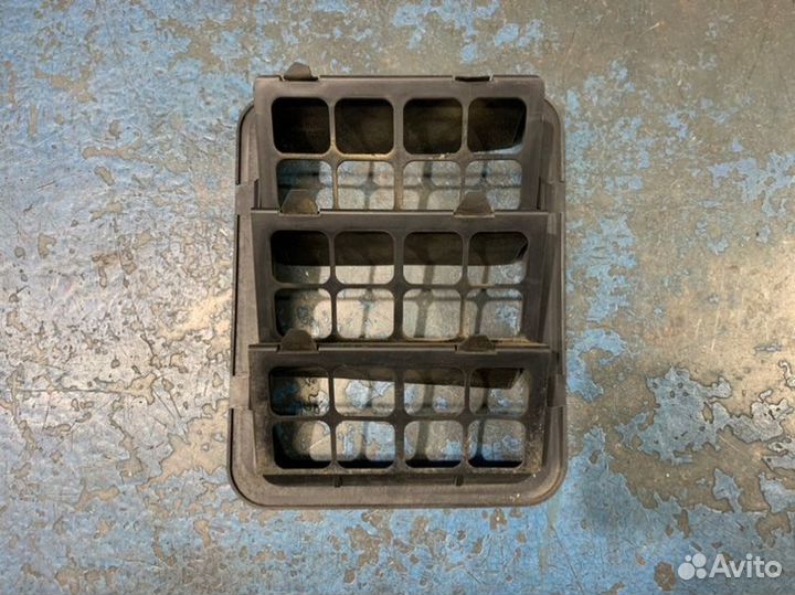 Решетка вентиляции Mitsubishi Outlander Xl CW