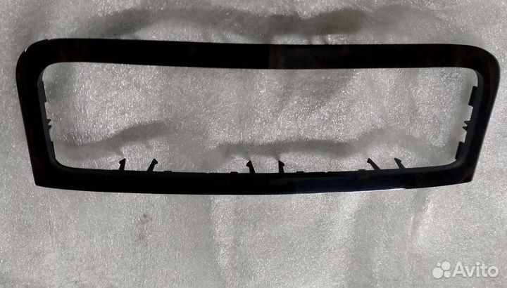 Накладка панели управления климатом VW Touareg