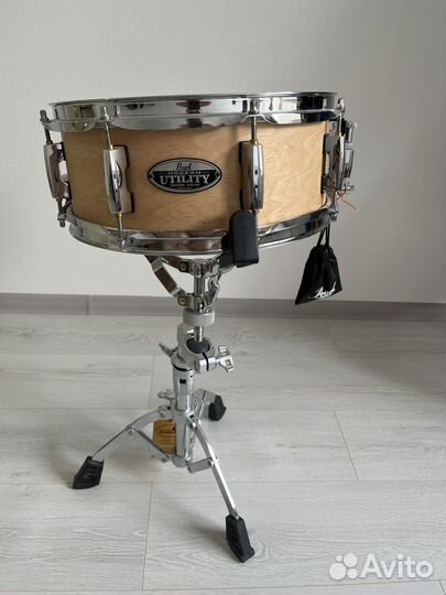 Малый барабан Pearl со стойкой Tamburo