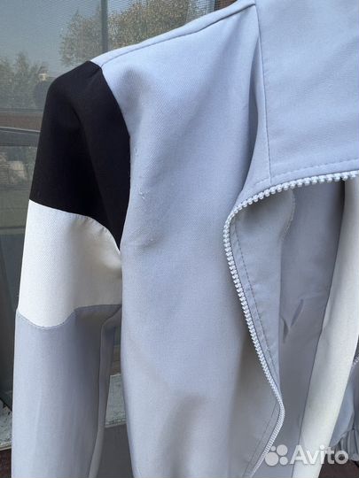 Спортивный костюм S