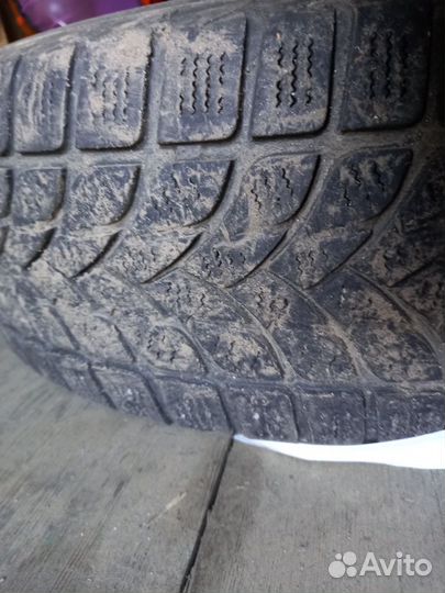 Lassa Snoways Era 215/65 R16 98