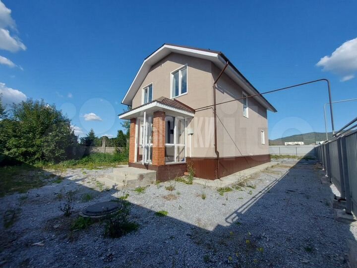 Дом 139,4 м² на участке 6,9 сот.