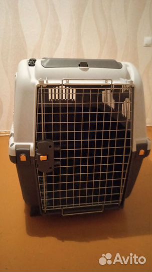 Перевозка(контейнер) для животных (920*630*700)