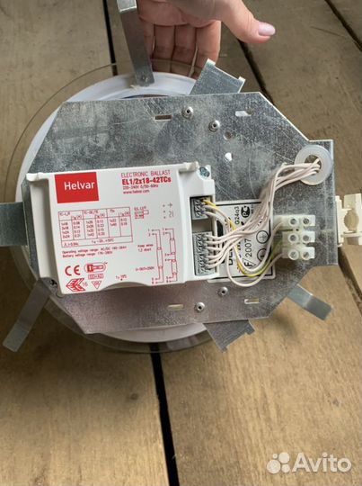 Светильник потолочный