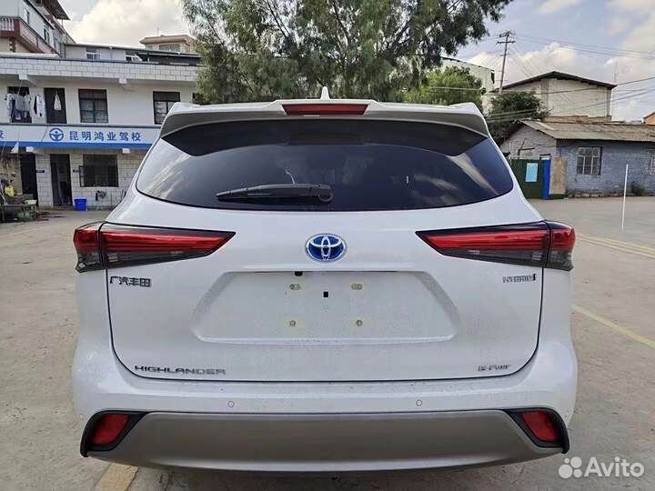 Toyota Highlander 2.5 AT, 2022, 48 000 км