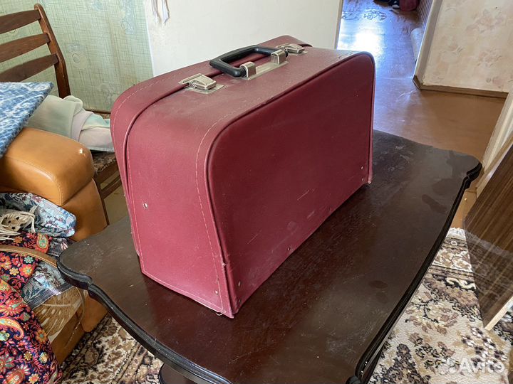 Швейная машина