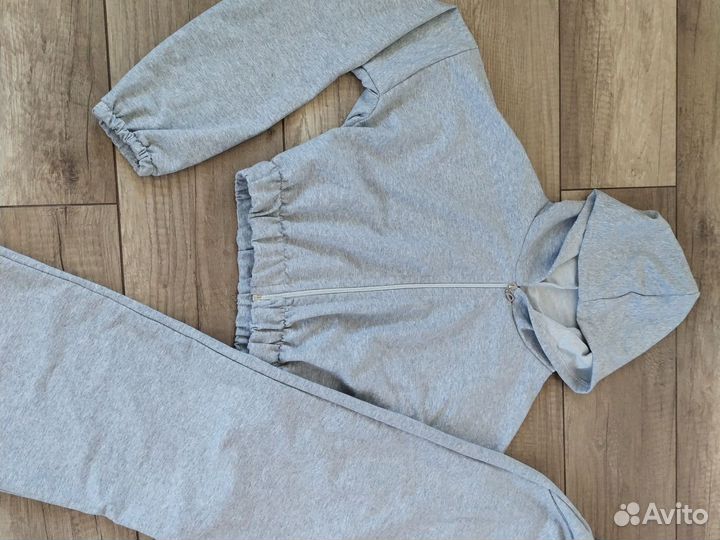 Спортивный костюм женский44 р