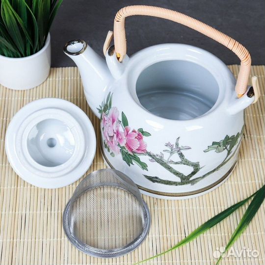 Чайник заварочный 750 мл с металлическим ситом / S