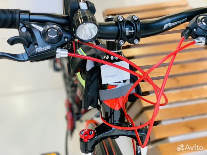 Велосипед на дисках новый