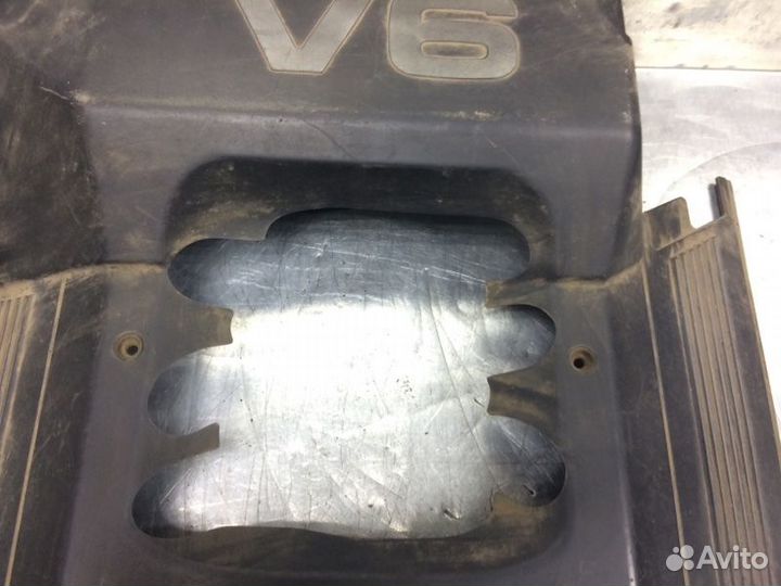 Накладка декоративная двигателя Audi A4 B5